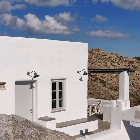 Danai House & Studio Vila Nausa