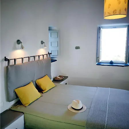 Danai House & Studio Nausa