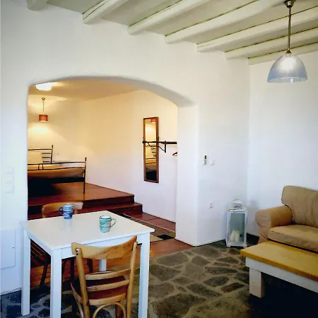 Danai House & Studio *